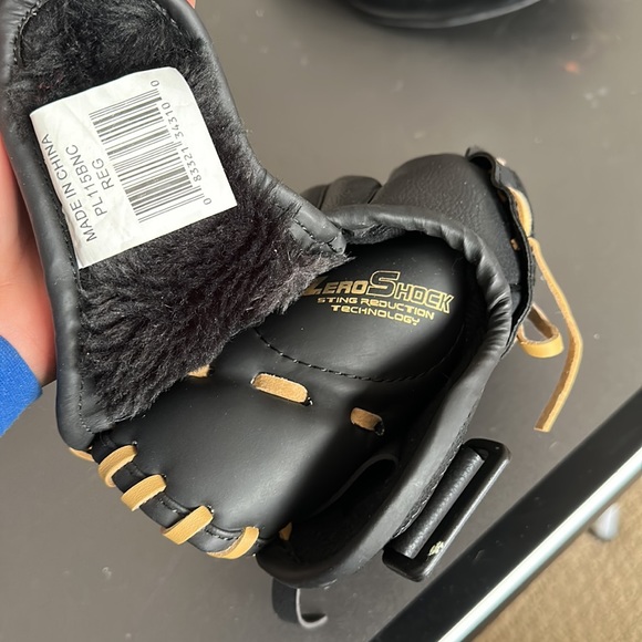 Left handed baseballs glove - Picture 4 of 7